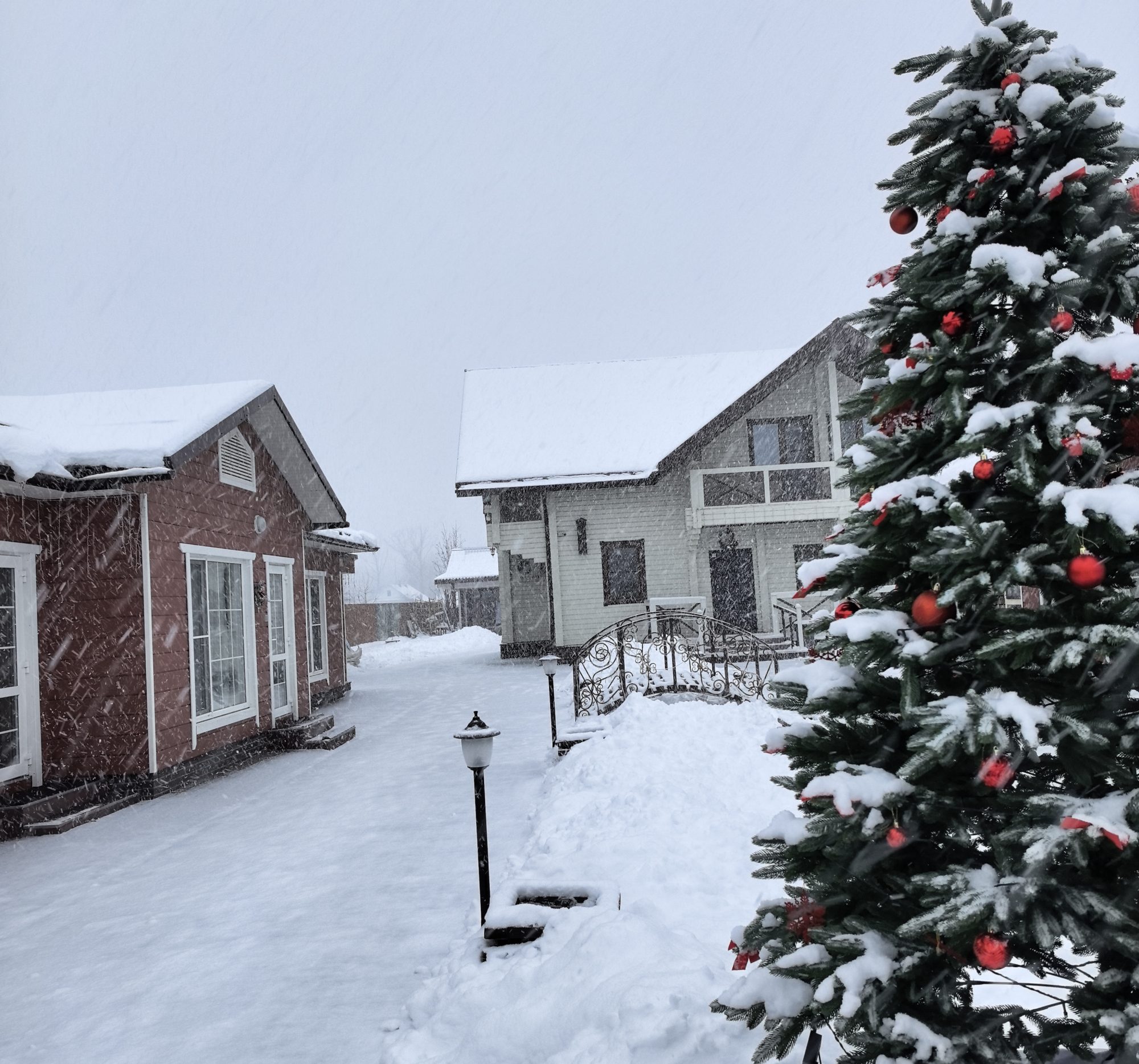 Гостевой дом "КИРОВА 45а", г. Великий Устюг.   +7 (911) 510-03-55